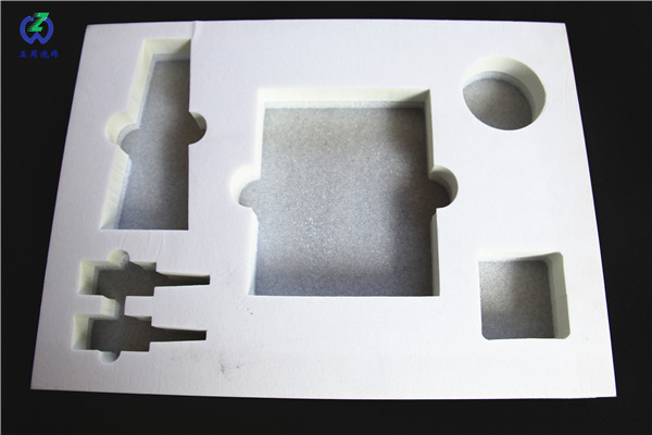 你的禮品內(nèi)襯已備好，請查收