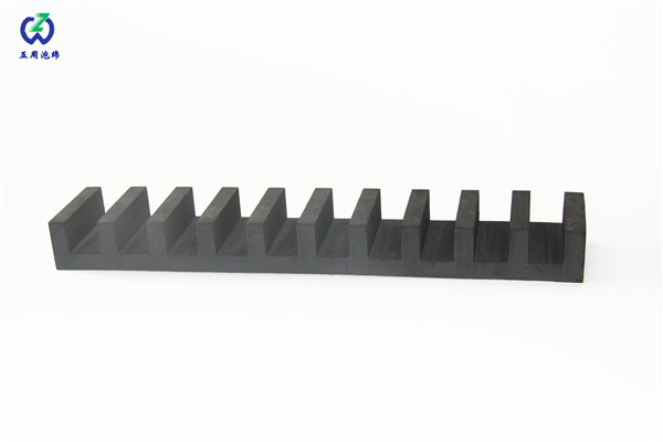 如何解決泡棉發(fā)泡過程中發(fā)泡孔不均勻的問題？