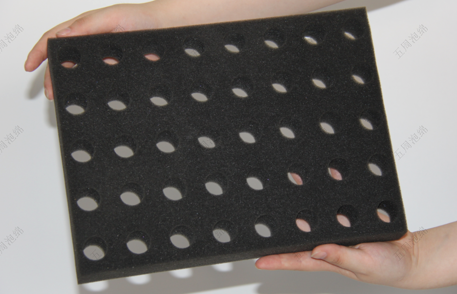 PU海綿的耐用性測試：回彈性與抗壓能力深度分析