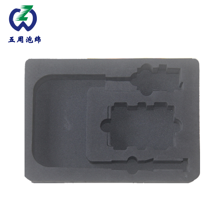 從 “定制專家” 到 “一站式基地” 的愿景之路